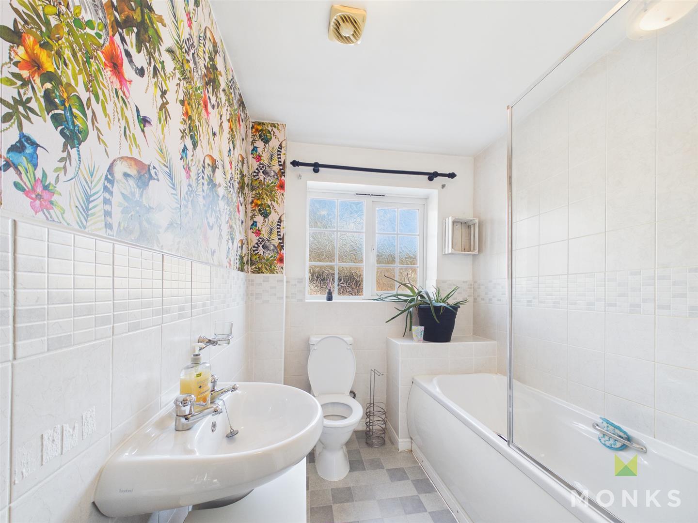 60 The Chestnuts, Shrewsbury, SY5 6JH For Sale